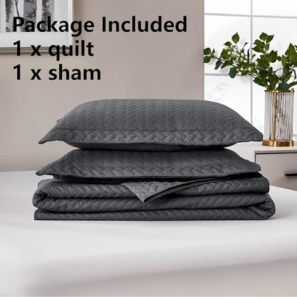 Maple&Stone Quilt Set Twin/Twin XL, Lightweight Charcoal Grey Bedspread Ultrasonic Chevron Pattern Light Coverlet for All Season Comforter Bedding Decor - 2 Piece Twin Extra Long Bed Cover Sets