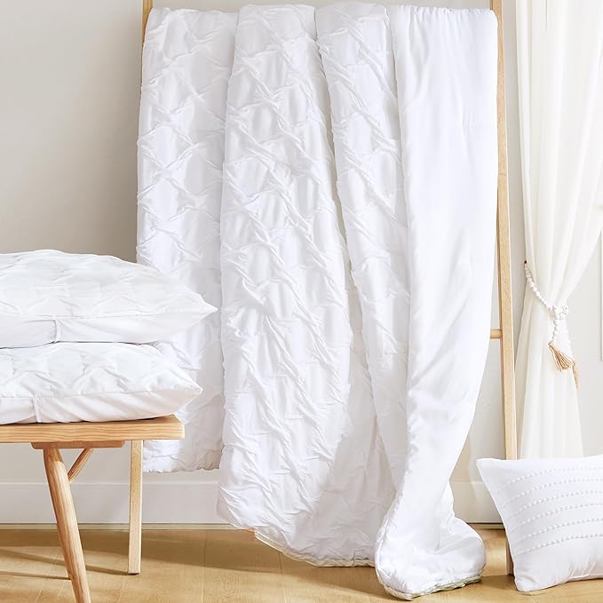 Comfort Spaces Twin/Twin XL Comforter Set for College Ogee Ruched Crinkle Texture Breathable Comforter Set Twin Dorm All Season Lightweight Bedding Set Shabby Chic Décor Pilow White 3 Piece