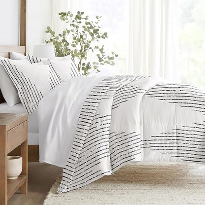 LINENS & HUTCH Comforter Set Patterned Microfiber All Season Down-Alternative Ultra Soft Bedding in Diamond Stripe - Full/Queen Diamond Stripe Gray