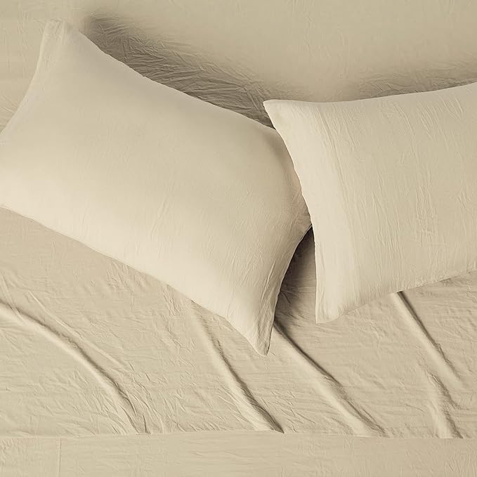 Amazon Basics Full Bed Sheet, 4-Piece Bedding Set, Double Brushed Microfiber, Ultra Soft, Easy Care, Beige