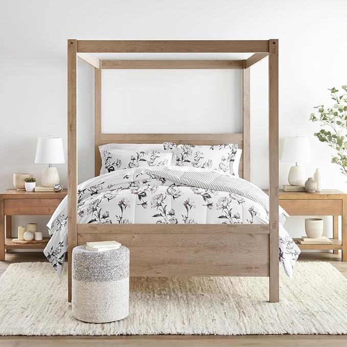 LINENS & HUTCH Comforter Set Patterned Microfiber All Season Down-Alternative Ultra Soft Bedding in Vintage Magnolia Stripe - King/Cal-King Vintage Magnolia Stripe Gray