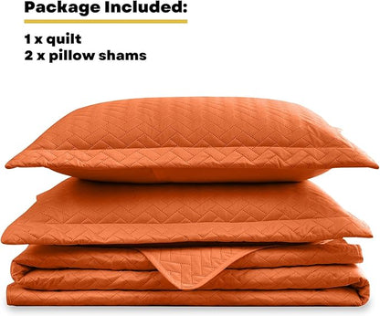Maple&Stone Quilt Set Queen Size, Burnt Orange Lightweight Bedspread Ultrasonic Chevron Pattern Light Coverlet for All Season Comforter Bedding Decor - 3 Piece Queen Bed Cover Sets