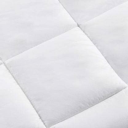 Amazon Basics White Down Alternative Comforter and Duvet Insert with Corner Tabs, Machine Washable, Twin, Light