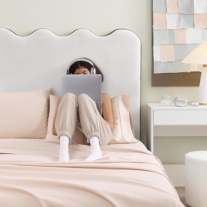 UGG Hedi Full XL Sheet Set 4-Piece Luxury Cooling Sheets Deep Pockets Premium Bedding with 2 Pillow Shams Hypoallergenic Machine Washable Soft Lightweight Bed Set for Bedroom, Full XL, Shell Pink