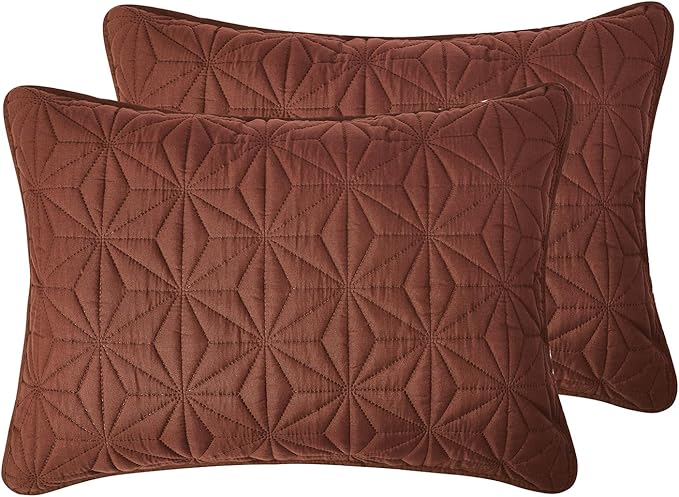 VCNY Home Orange Quilt Set for Queen Bed, 3-Piece Bedspread Coverlet and Shams, Soft Bedding Comforter Alternative for All Seasons (Kaleidoscope, Full/Queen)
