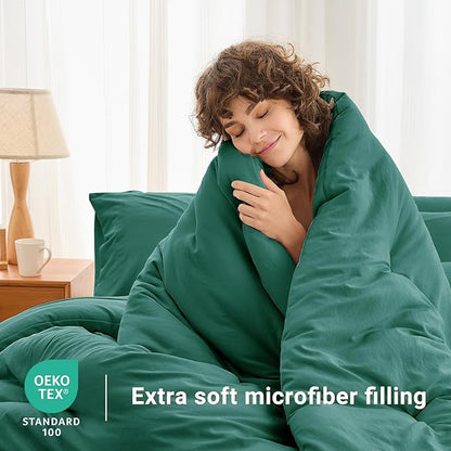 MUXHOMO 7 Pieces California King Comforter Set, Soft Bed in a Bag Cal King Size, All Season Bedding Set with Comforter, Flat Sheet, Fitted Sheet, Pillowcases & Shams, Emerald Green