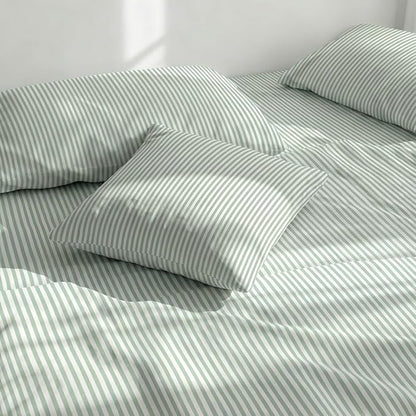 Striped Comforter Set Queen Size Green White Wide Stripes Pattern Bedding Set for All Season Soft Fluffy Down Alternative Comforter 3 Pieces, 100% Microfiber, 2 Pillowcases