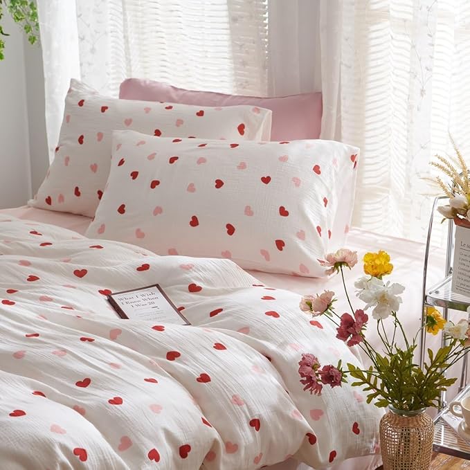 Girls Comforter Set Full Size - 3 Pieces Red Pink Heart Comforter Bedding Sets for Kids,Full Bed in a Bag with Heart Comforter and 2 Pillowcases