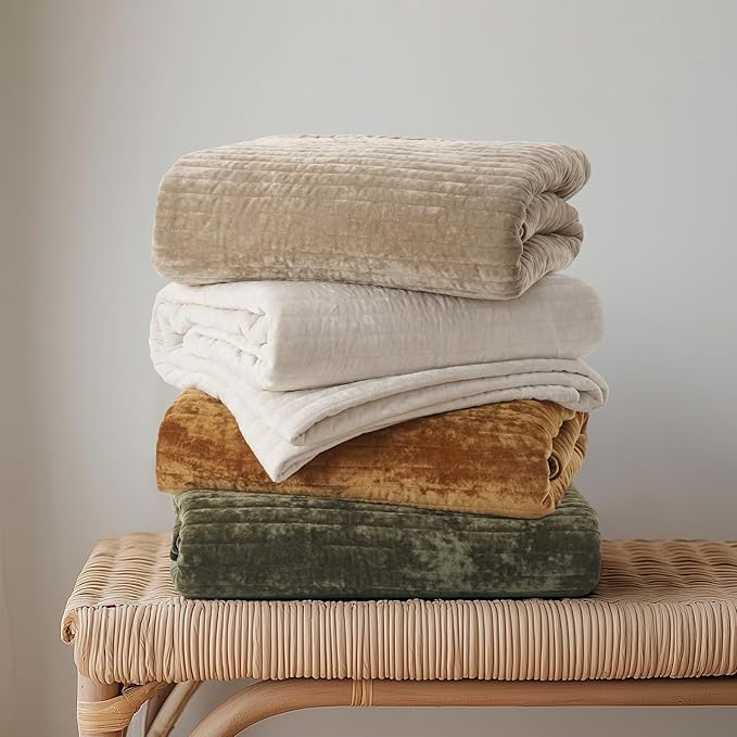 EVERGRACE Velvet Quilt Set King Size, Luxurious Soft Striped Channel Bedding Set, Lightweight Velvet Comforter for All Season, Oversized Bedspread Coverlet with 2 Matching Shams, Olive Green
