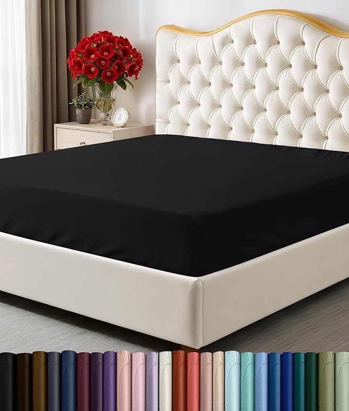 Utopia Bedding Full Fitted Sheet - Bottom Sheet - Deep Pocket - Soft Microfiber - Shrinkage and Fade Resistant - Easy Care -1 Fitted Sheet Only (Black)