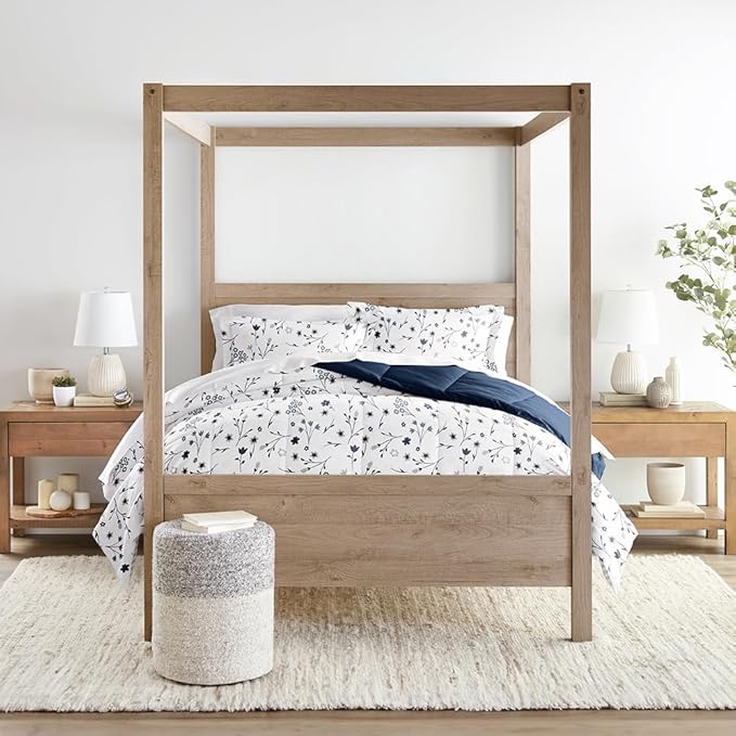 LINENS & HUTCH Comforter Set Patterned Microfiber All Season Down-Alternative Ultra Soft Bedding in Forget Me Not - Twin/TwinXL Forget Me Not Navy