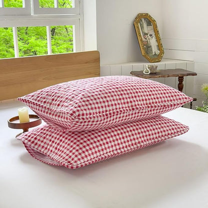NSNLGSGC Red Gingham Queen Quilt Set, Soft Pre-Washed Microfiber Red Plaid Queen Bedspread, Lightweight Checked Summer Quilt, Grid Bedding Coverlets for All Seasons (Includes 1 Quilt, 2 Pillow Shams)