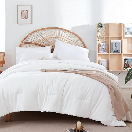 weigelia King Size Comforter Set Soft Microfiber 3 Piece Comforters Set for Men, Women and Girls White Lightweight Alternative Comforter for All Season (1 Comforter, 2 Pillowcases)