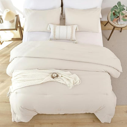 ROSGONIA Oversized King Comforter 120x120, 3pcs Super King Comforter (1 Beige Comforter & 2 Pillowcases) Lightweight Warm Bedding Set Blanket Quilt