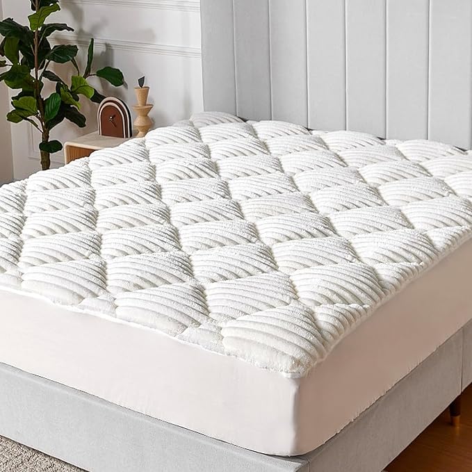 Novilla Fleece Mattress Topper Full, Warm Sherpa Mattress Pad, Cloud-Like Soft Bed Cover for Winter, Deep Pocket fits up to 21", Machine Washable
