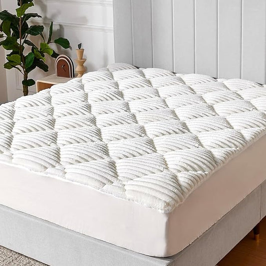 Novilla Fleece Mattress Topper Twin, Warm Sherpa Mattress Pad, Cloud-Like Soft Bed Cover for Winter, Deep Pocket fits up to 21", Machine Washable