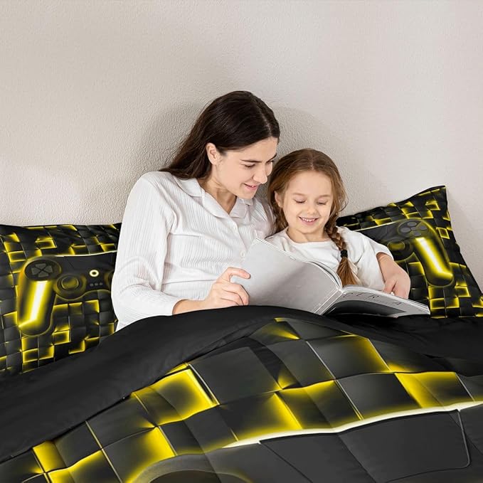 Erosebridal Geometric Gamepad Bed Comforter Set Gaming Bedding Sets Gamer Comforter Sets Full Size for Kids Boys Teen,Black Gold Neon Lights Game Console Quilt Duvet 1 Comforter with 2 Pillow Cases