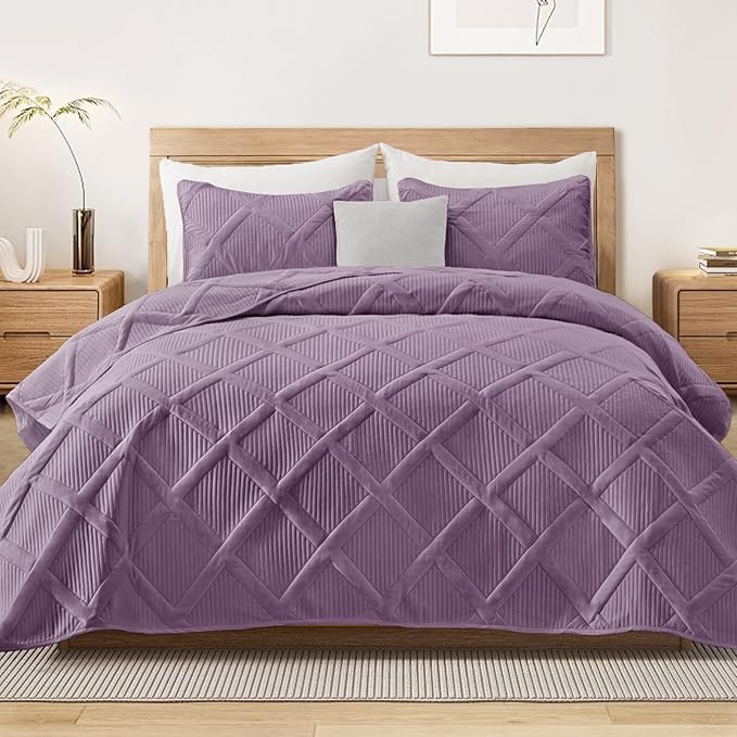 Exclusivo Mezcla Twin Size Quilt Set with Modern Striped Pattern, 2 Pieces Lightweight Dusty Lavender Quilts Bedding Set, Soft Bedspreads Coverlets for All Seasons