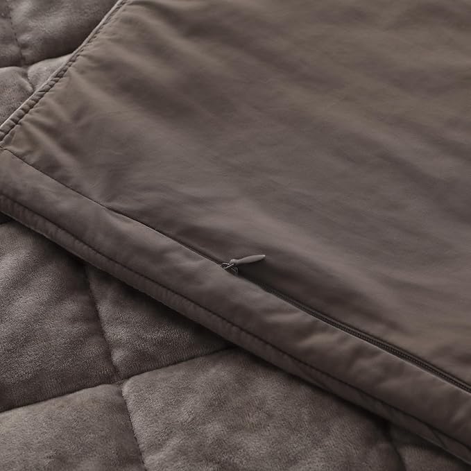 Oversized King Greek Velvet Quilt Set, 3× Softer Luxe Sheen, 100% Cotton Backing, 150GSM Down-Alternative Fill, Extra-Wide 112×106" Hotel-Style Luxury Coverage (1 Quilt + 2 Pillow Shams), Fossil