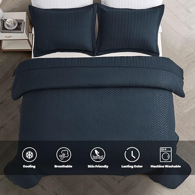 Maple&Stone Quilt Set King Size, Lightweight Navy Bedspread Ultrasonic Chevron Pattern Light Coverlet for All Season Comforter Bedding Decor - 3 Piece King Bed Cover Sets
