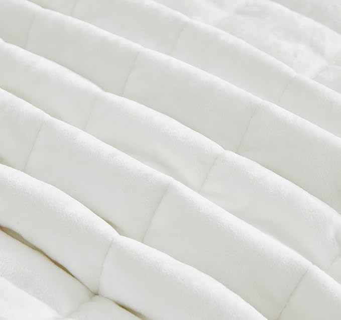 Chezmoi Collection Lux Cream White Velvet Quilt Oversized King Set, 3-Piece Plush Distressed Velvet Bedding All Season Lightweight Comforter Brushed Microfiber Reverse with Diamond Stitch Quilting