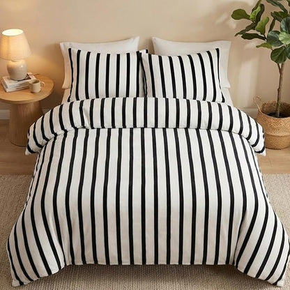Bedbay Striped Comforter Set Fluffy Fleece Queen Comforter Set Black White Striped Bedding 3 Pcs Ultra Soft Plush Flannel Velvet Fuzzy Bedding Set Stripes Pattern Queen Bed Set for All Seasons