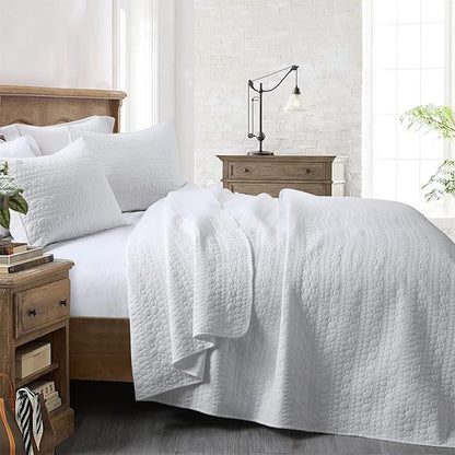 HORIMOTE HOME Quilt Set Twin Size White, Classic Geometric Spots Stitched Pattern, Stone-Washed Microfiber Chic Rustic Look, Ultra Soft Lightweight Quilted Bedspread for All Season, 2 Pieces