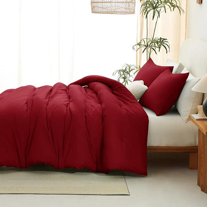 CozyLux Full Size Comforter Set Dark Red, 3 Pieces Solid Breathable Quilted Bedding Sets, Luxury Lightweight Soft Bed Set with Down Alternative Comforter and 2 Pillowcases for All Seasons