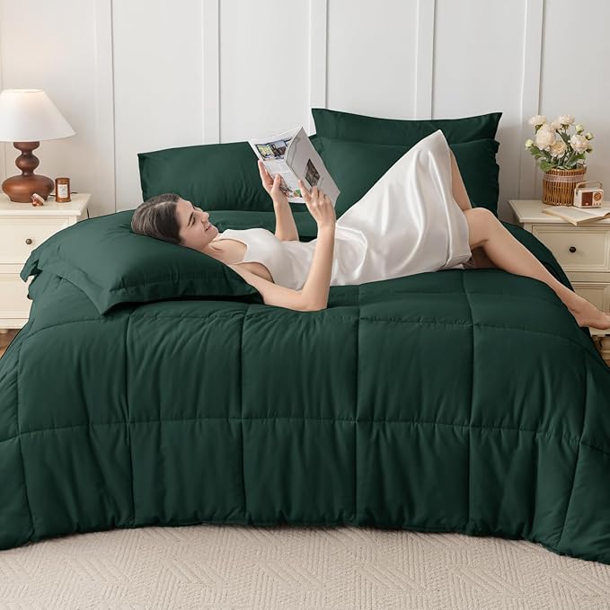JOLLYVOGUE Full Comforter Set, Ultra-Soft Bed in a Bag Full Size 7 Pieces, Oeko-TEX Certified Bedding Set with Down Alternative Comforter, Sheets, Pillowcases & Shams, Emerald Green