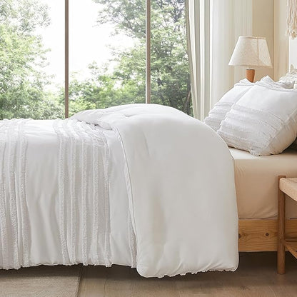 BEDELITE Boho Twin/Twin XL Comforter Set，White Tufted Striped Bed Set 2 Pieces, Soft Vintage Farmhouse Comforter for College, Boho Home Dorm Decor, Fluffy Jacquard Bedding with 1 Pillow Sham