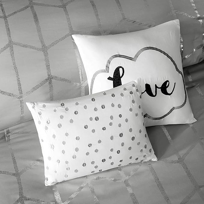 Intelligent Design Raina Full/Queen Comforter Set, Soft Microfiber, Modern Geometric Metallic Bed Set, 5 Pieces College Bedding with 2 Shams, 2 Toss Pillows Grey/Silver