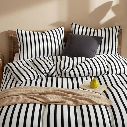 Bedbay Striped Comforter Set Fluffy Fleece Queen Comforter Set Black White Striped Bedding 3 Pcs Ultra Soft Plush Flannel Velvet Fuzzy Bedding Set Stripes Pattern Queen Bed Set for All Seasons
