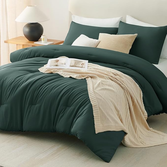 CozyLux Oversized Queen Comforter Set Forest Green, 3 Pieces 98x98 Solid Breathable Quilted Bedding Sets All Season, Luxury Soft Lightweight Bed Set with Down Alternative Comforter and 2 Pillowcases