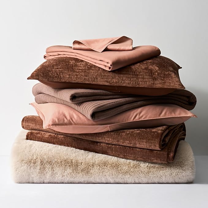 EVERGRACE Velvet Quilt Set King Size, Luxurious Soft Quilted Bedding Sets, Lightweight Velvet Comforter for All Season, Striped Channel Bedspread Coverlet with 2 Shams, Rust Brown