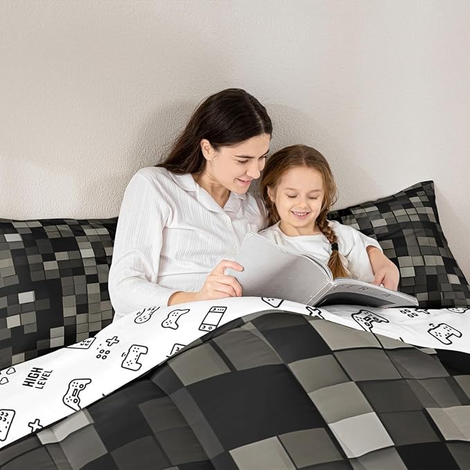 Manfei Pixelated Kids Comforter Set Twin Size,Patchwork Grid Video Games Bedding Set Boys Girls Room Decor,Lattice Abstract Simple Quilt Comforter,Dark Gray Duvet Set Bedroom Quilt Set,1 Pillowcase