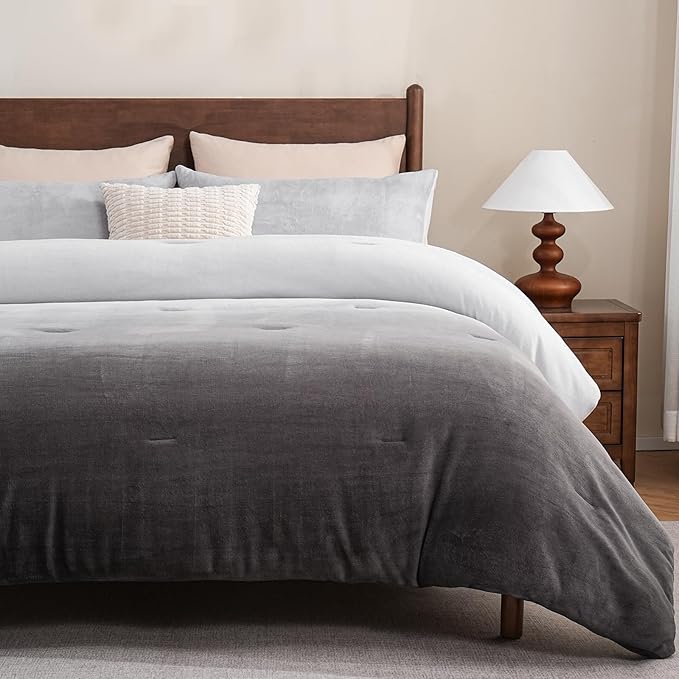 Bedbay Ombre Gray Velvety Fleece Comforter Set Queen Size Ultra Soft Plush Bedding Gradient Grey Thick Warm Cozy Winter Quilt Set with 2 Pillowcases Luxury Velvet Flannel Bedding Set 3 Pcs