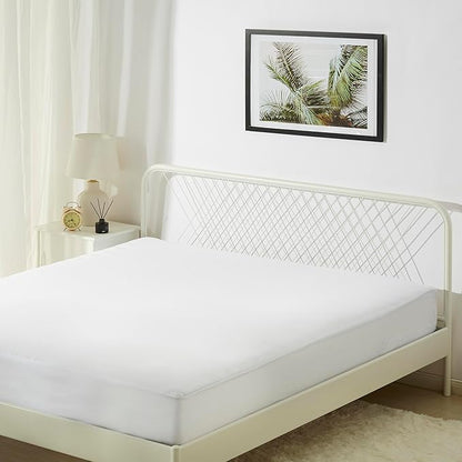 Amazon Basics Zippered Waterproof Mattress Encasement, King