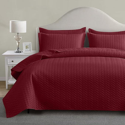 Maple&Stone Quilt Set California King Size, Lightweight Burgundy Bedspread Ultrasonic Chevron Pattern Light Coverlet for All Season Comforter Bedding Decor - 3 Piece Bed Cover Sets