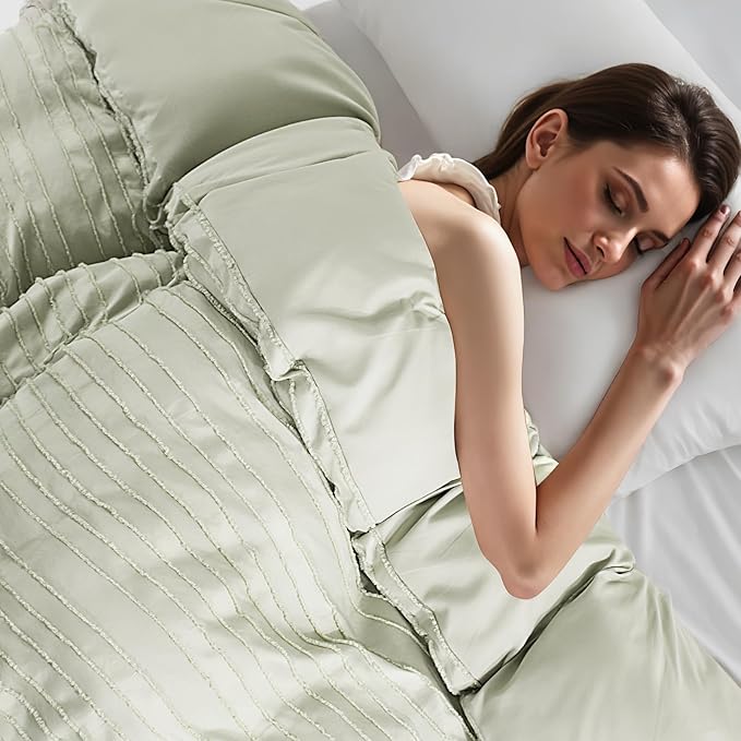 NEXHOME PRO Duvet Cover Queen,3 Pieces Boho Tufted Duvet Cover Set, Soft and Lightweight 100% Washed Microfiber Comforter Cover Set for All Season(Sage Green,90 x 90)-No Comforter