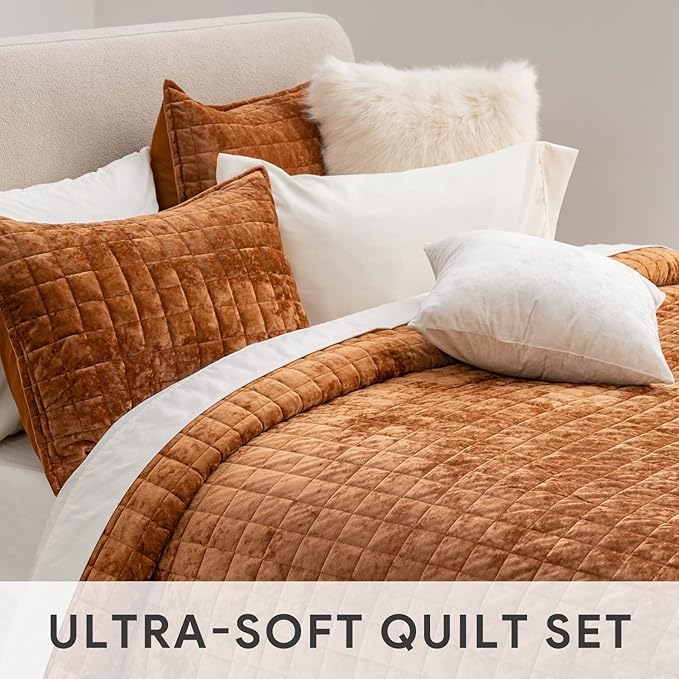 RECYCO Luxury Velvet Quilt Set, California King 118'' x 106'' Oversized Bedspread, Ultra Soft Velvet Comforter, Lightweight Box Stitch Bedding Sets for All Season, with 2 Shams, Rusty Burnt Orange