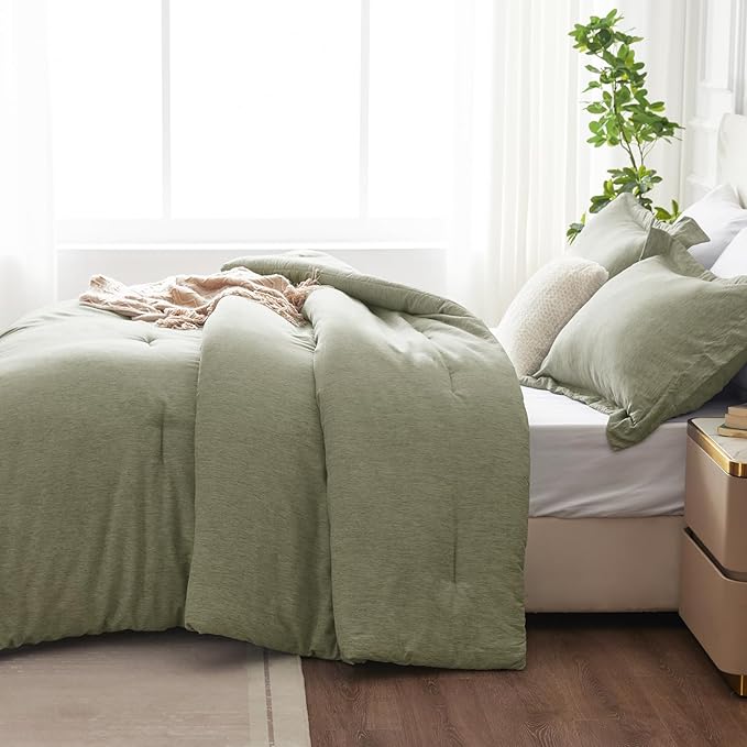 CozyLux King Size Comforter Set, 3 Pieces Olive Green Soft Luxury Cationic Dyeing Comforter King Size Bedding Set, Breathable Lightweight Bed Sets with 1 Down Alternative Comforter and 2 Pillow Shams