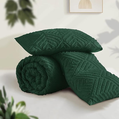 Andency Dark Emerald Green Oversized King Comforter 128''x120'', 3 Pieces Soft Boho Bedding Set & Collections, All Season Farmhouse Tufted Fluffy Bed Set (1 Comforter, 2 Pillowcases)