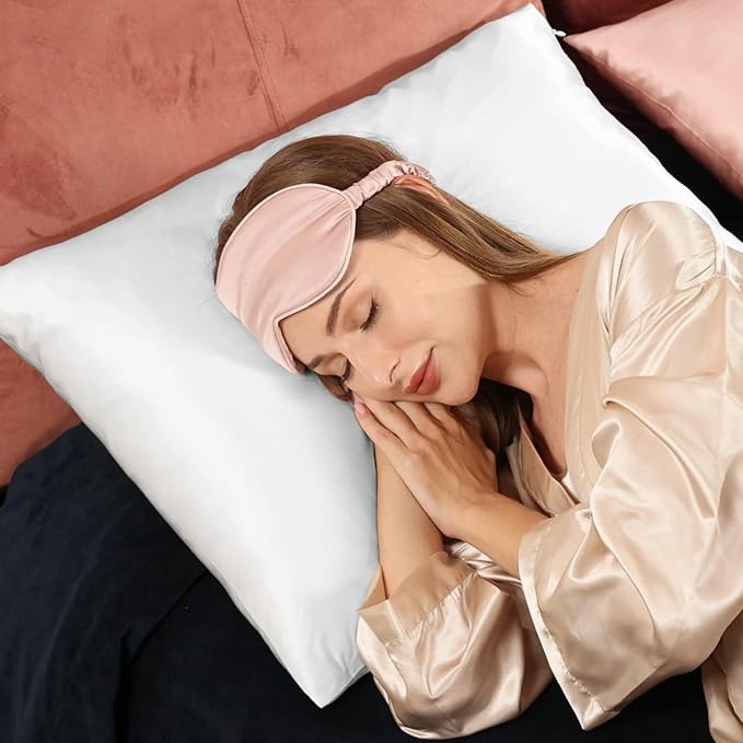 Adubor 100% Silk Pillowcase - Mulberry Silk Pillow Cases, 22 Momme 6A Grade Fibers, Silk Pillow Case for Hair and Skin Health, with Hidden Zipper (Standard 20''×26'', White, 1PC)