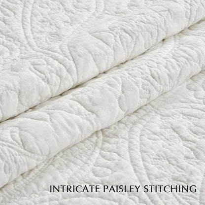 EVERGRACE 100% Cotton Paisley Quilt Set, Oversized King 3 Piece Set – Prewashed Lightweight Bedspread with 2 Shams, Soft & Breathable Matelasse Coverlet for All-Season Comfort, Bright White