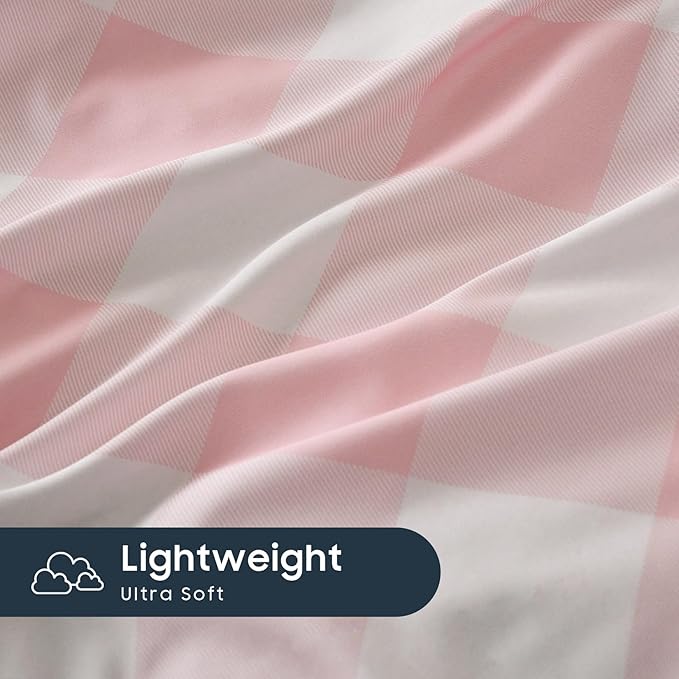 Wake In Cloud - Gingham Comforter Set, Plaid Buffalo Check Checkered Cottagecore Cute Geometric, Soft Lightweight Bedding, 3 Pieces, Pink, Full Size