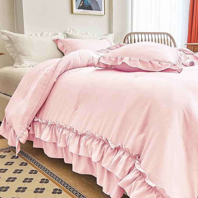 AIKASY Peach Pink Ruffle Comforter King, 3 Pieces Vintage Ruffle Fringe Comforter, Farmhouse Rustic Microfiber Down Alternative Bedding Comforter Set (1 Comforter + 2 Pillow Shams)