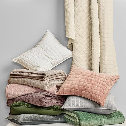 RECYCO Luxury Velvet Quilt Set, California King 118'' x 106'' Oversized Bedspread, Ultra Soft Velvet Comforter, Lightweight Box Stitch Bedding Sets for All Season, with 2 Shams, Urban Taupe