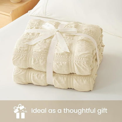 Cozy Bliss Cooling Comforter Seersucker Plaid King Size, Q-Max 0.45 Lightweight Cooling Blanket, Breathable Silk Smooth Summer Bedding Quilt for Hot Sleepers Night Sweats Khaki