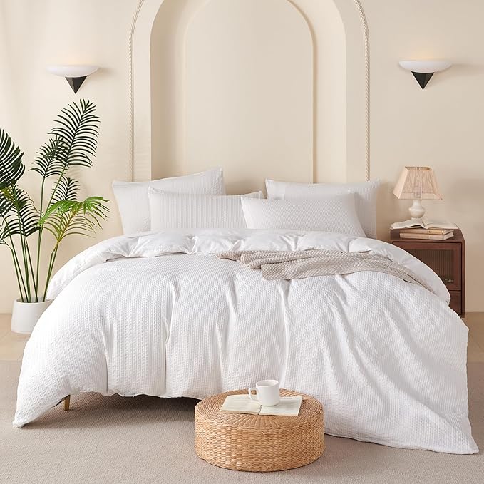Queen Comforter Set Striped White - Soft Luxury Washed Microfiber Jacquard 3 Pieces Bedding Set for All-Season with 2 Pillowcases, Breathable Durable Comfy
