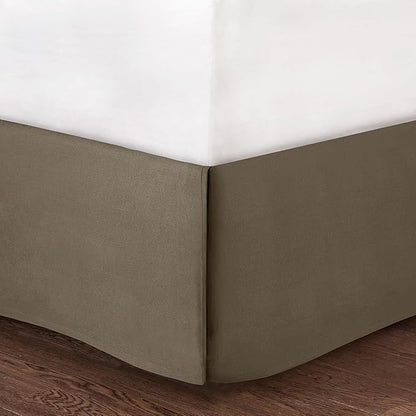 Madison Park Odette Cozy Comforter Set Jacquard Damask Medallion Design - Modern All Season, Down Alternative Bedding, Shams, Decorative Pillows, Queen(90 in x 90 in), Tan 8 Piece